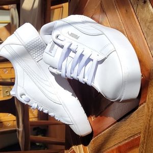 Puma soft foam optimal comfort sneakers